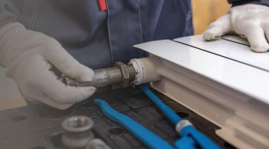 Professional water heater repair services in Petersburg, IN